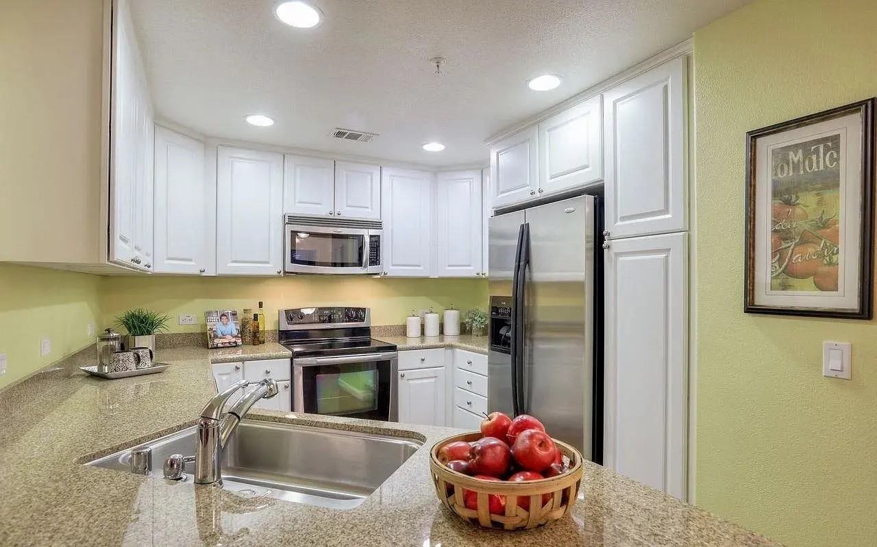 809 Auzerais Ave #4A - Photo 2 of 14