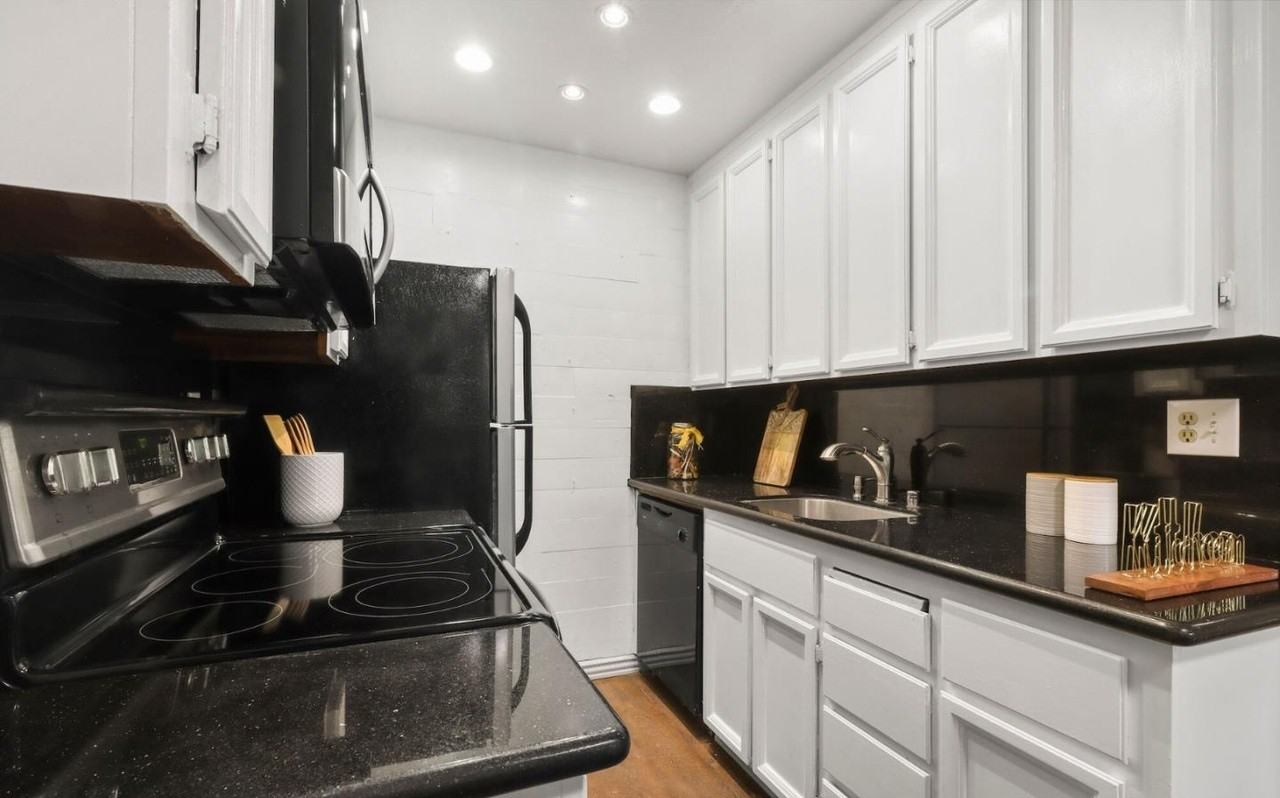 5701 Makati Cir #A86 - Photo 3 of 18