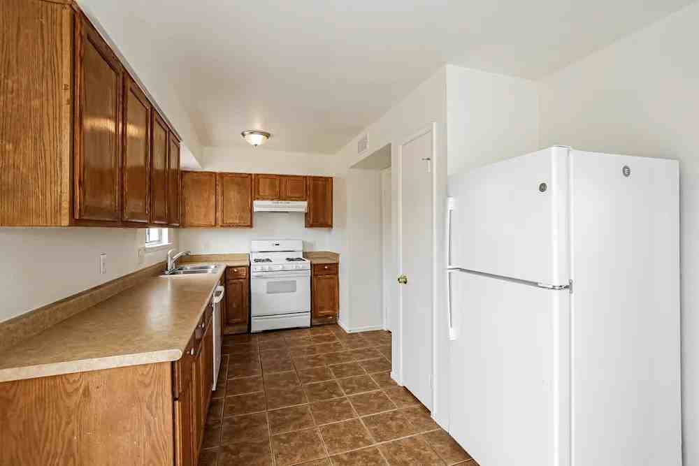901 Calico Hills Court - Photo 7 of 10