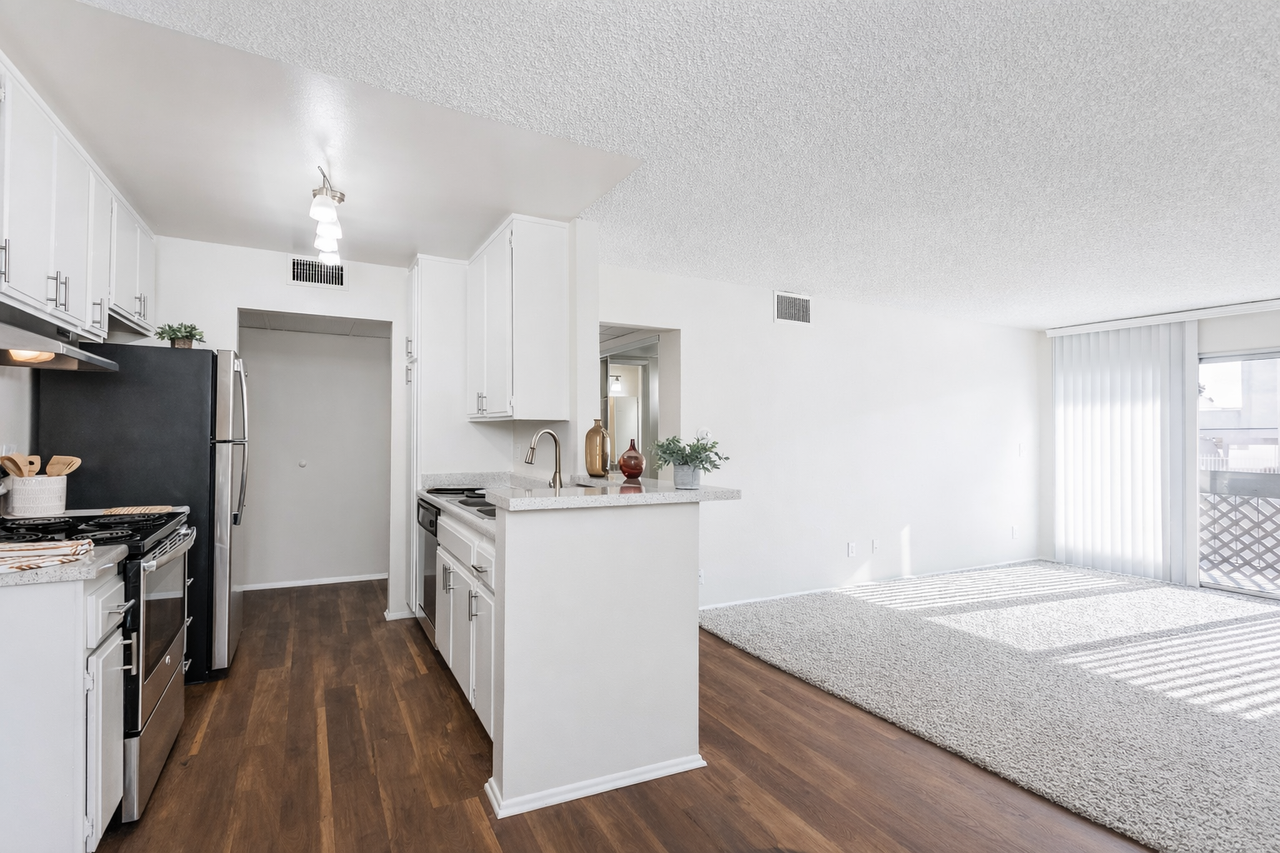 Woodside Terrace - Photo 5 of 16