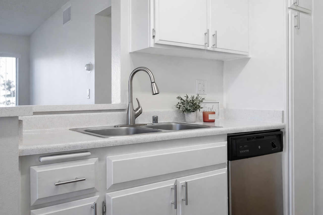 Woodside Terrace - Photo 6 of 16