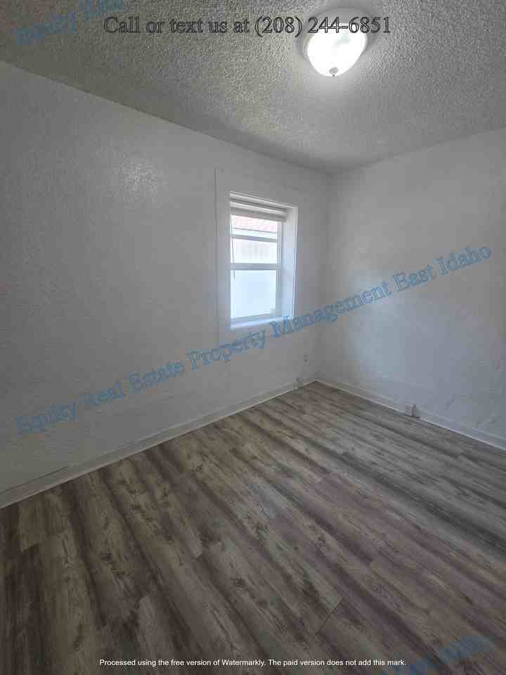 225 W Bridger St #7 - Photo 4 of 21