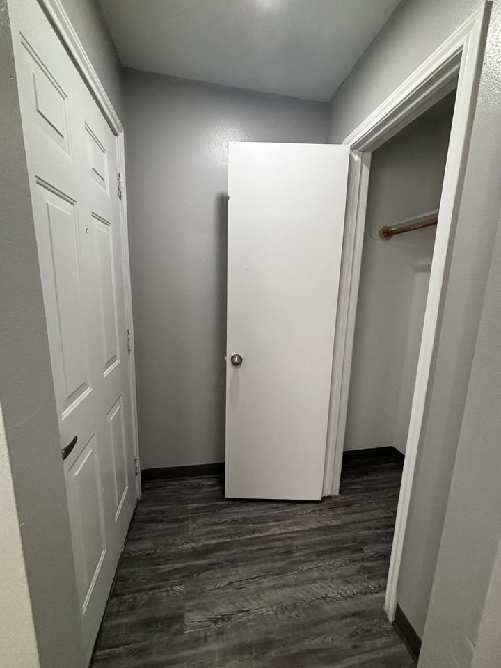 2601 Sarah Avenue-231 #231-60 - Photo 5 of 15