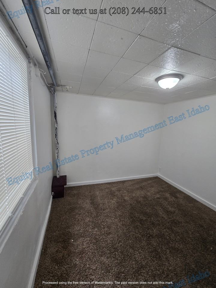 555 N 13th Ave #557 - Photo 5 of 29