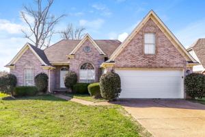 featured image of 6175 Lake Front Dr