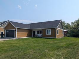 featured image of 1016 8th Ave W #1
