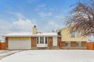 6144 W Rishel Cir - Photo 1 of 1