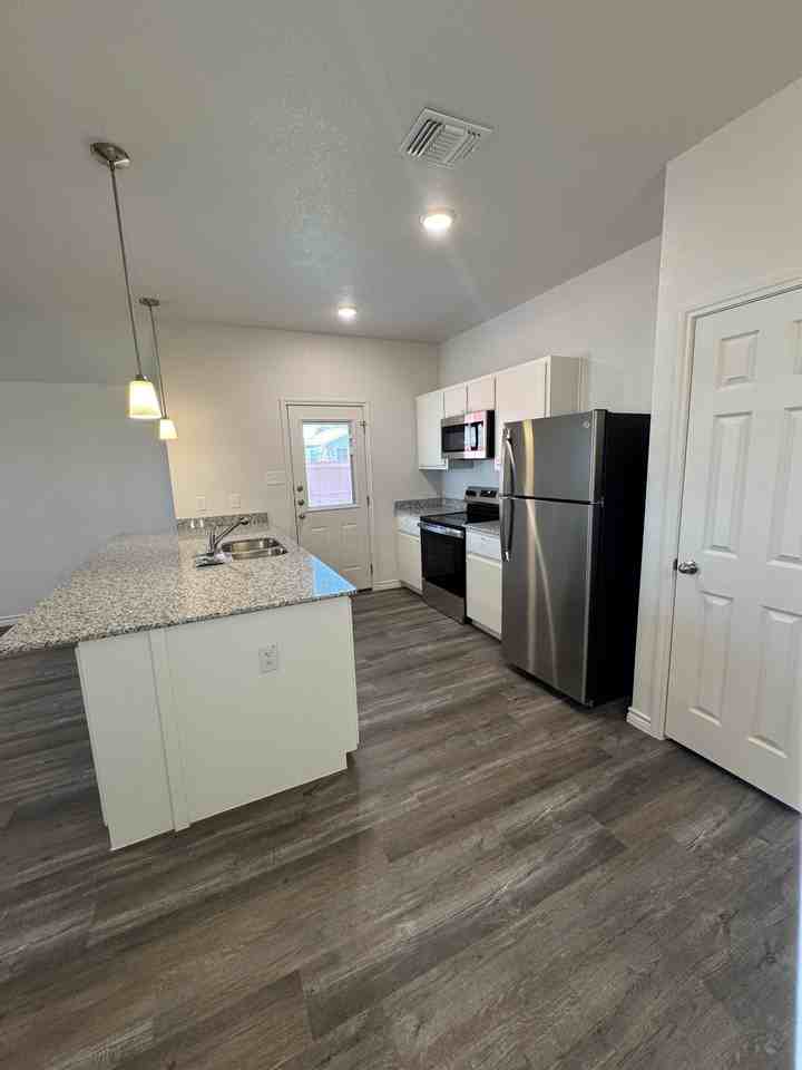 5808 Mcgregor Loop #A - Photo 6 of 26