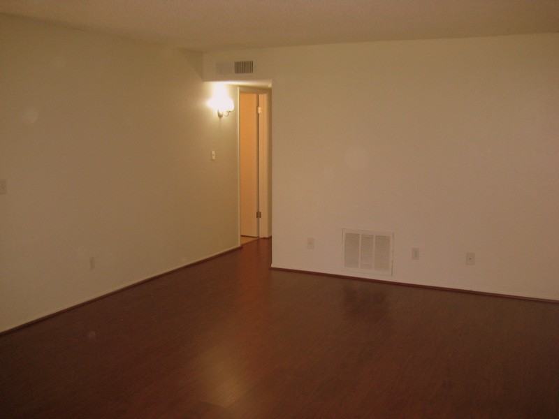 810 S. Kolb RoadUnit 19 #1 - Photo 5 of 17