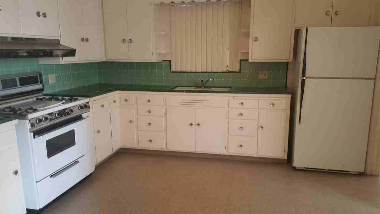 1276 S Rupert Ave #1 - Photo 3 of 19