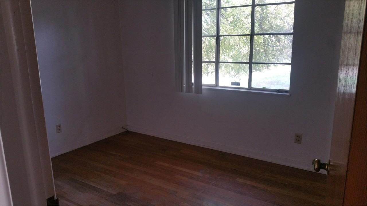 1276 S Rupert Ave #1 - Photo 7 of 19