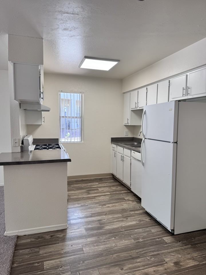 9777 N. Thornydale Road8105 #8105 - Photo 2 of 39