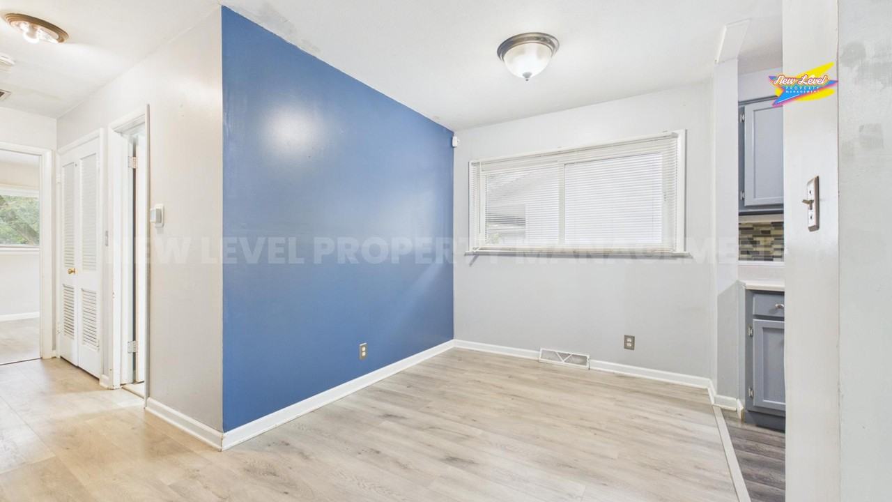 6040 N Hartford Dr - Photo 5 of 20