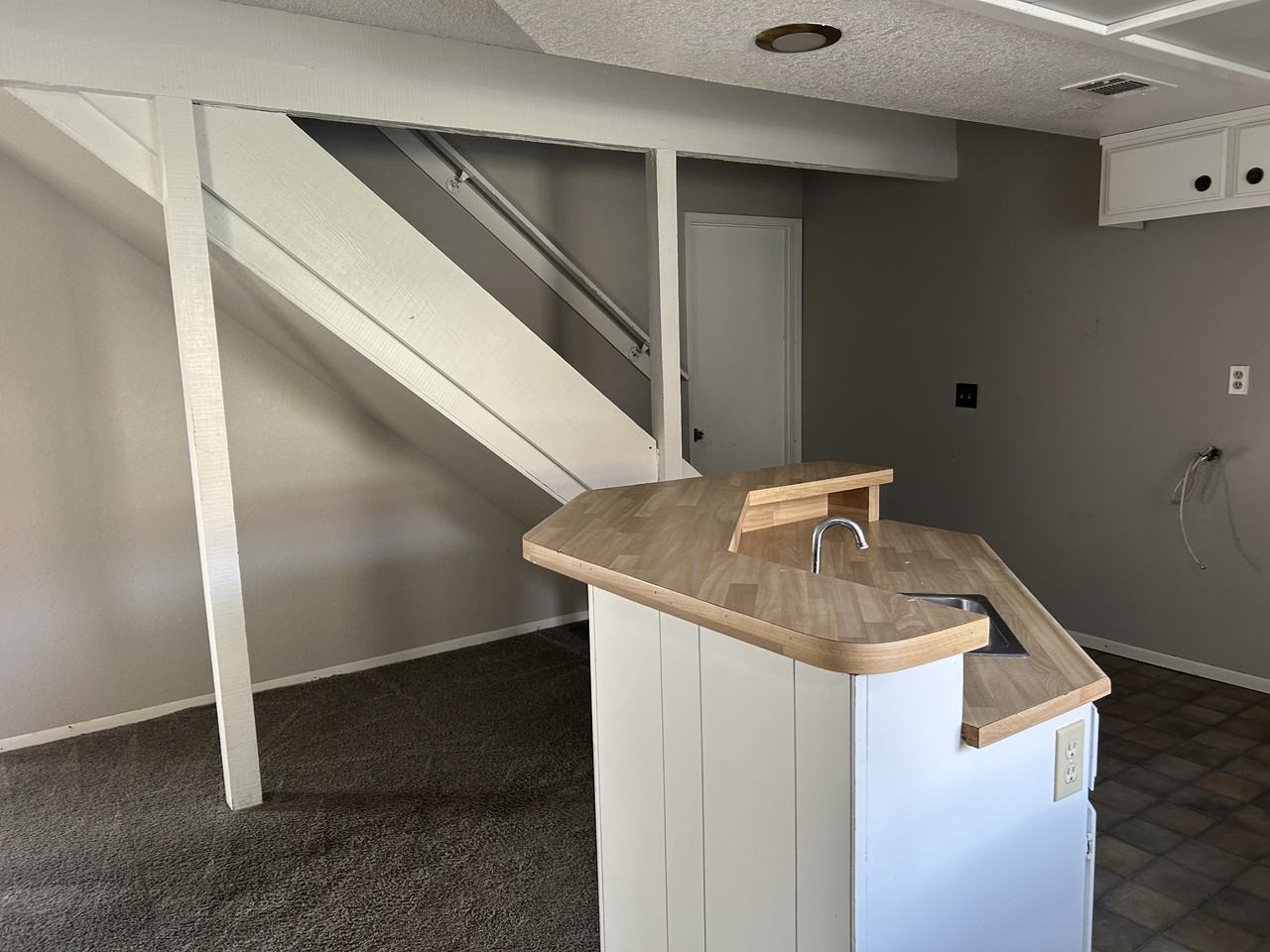 16780 Green Tree Boulevard - 1unit 1 #1 - Photo 4 of 11