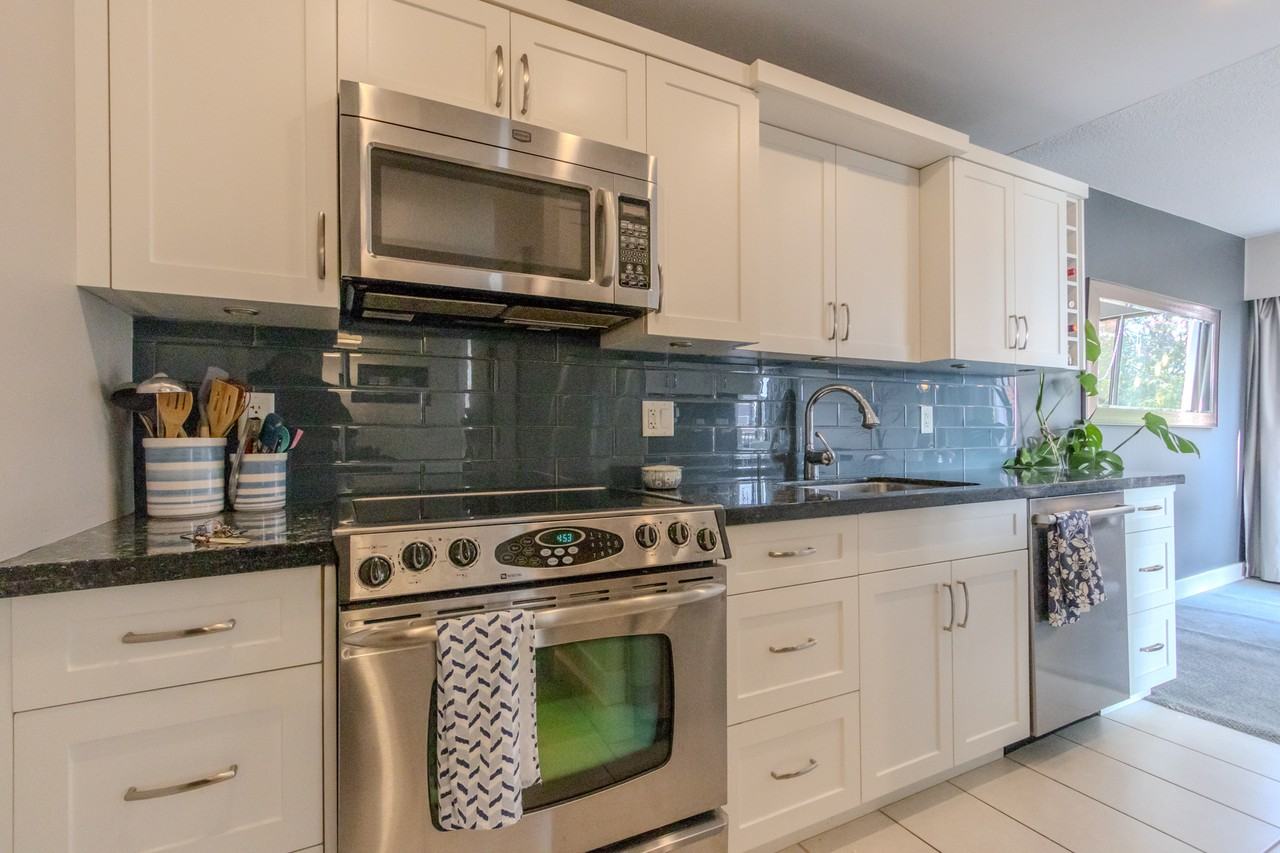2710 Lonsdale Avenue #208 - Photo 5 of 19
