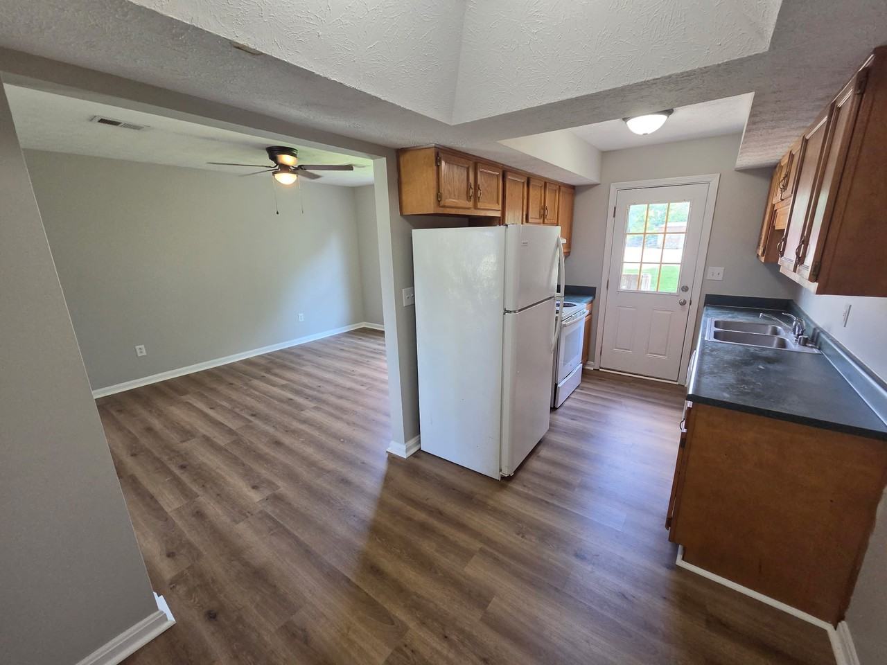 115 Karen Ct #1 - Photo 7 of 10