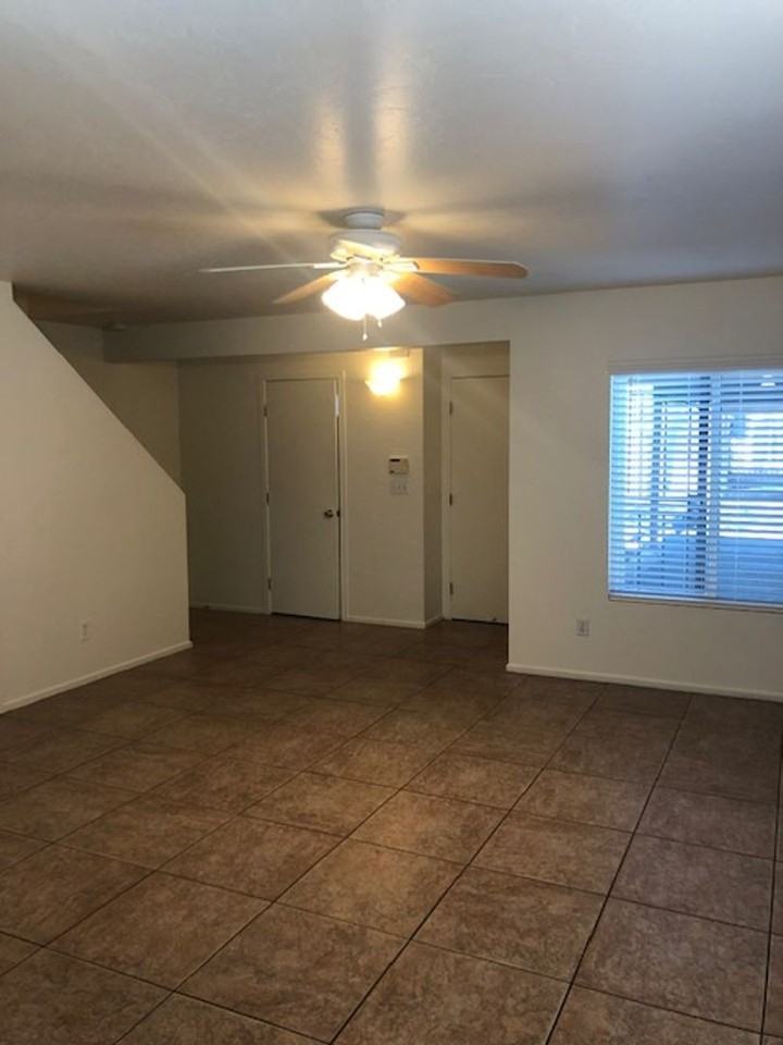Limberlost Park Townhomes - Photo 6 of 50