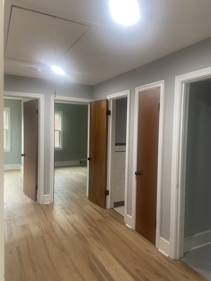 144 Gloucester St #1 - Photo 6 of 14