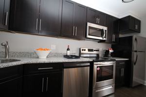 featured image of 8 Union Ave