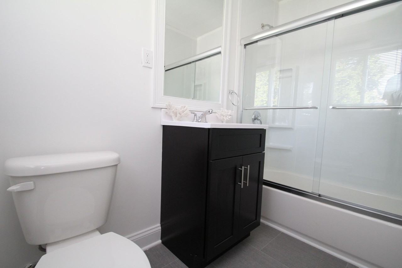 8 Union Ave LLC - Photo 5 of 10