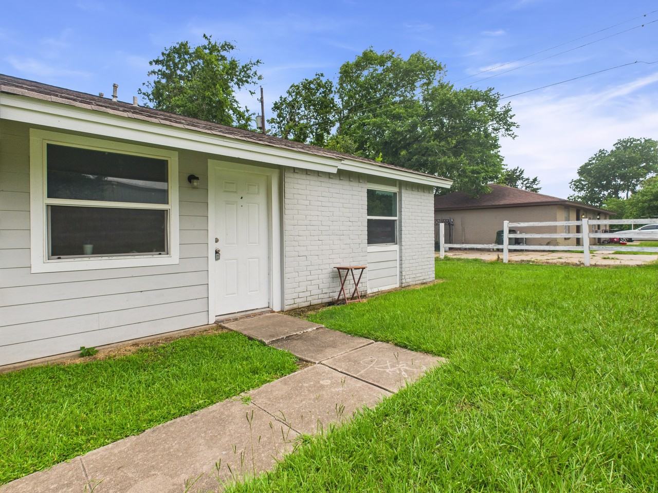 1900 Finfeather Rd #B - Photo 2 of 27