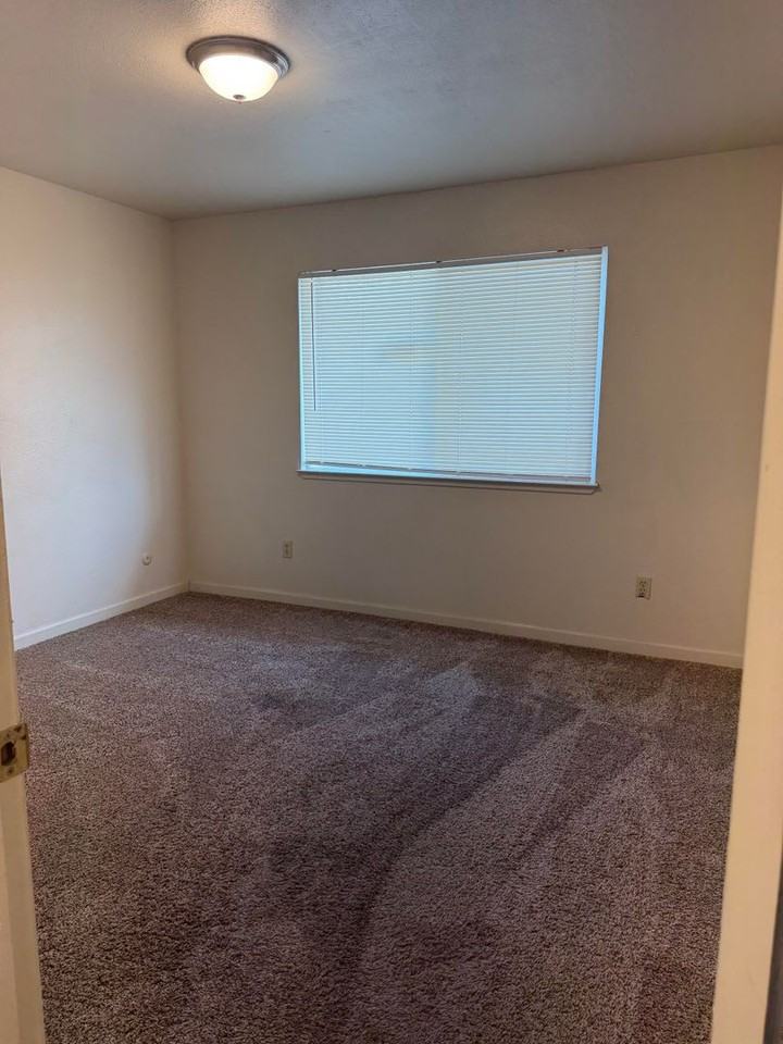 WIllo Heights Apartments - Photo 5 of 15