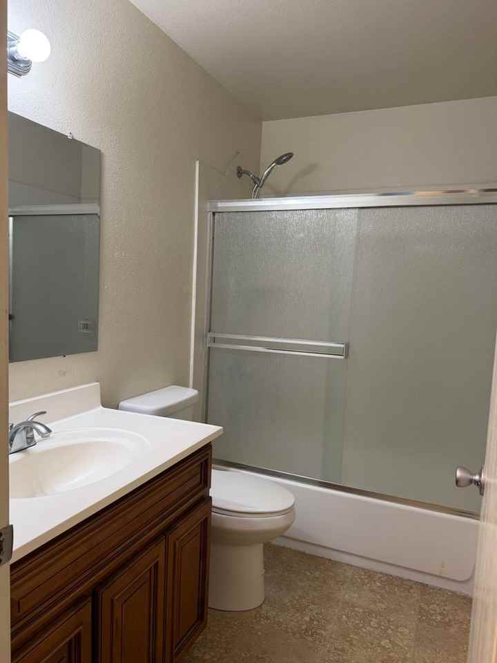 WIllo Heights Apartments - Photo 7 of 15