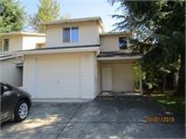 featured image of 1048 Ridgefield Ct #1048