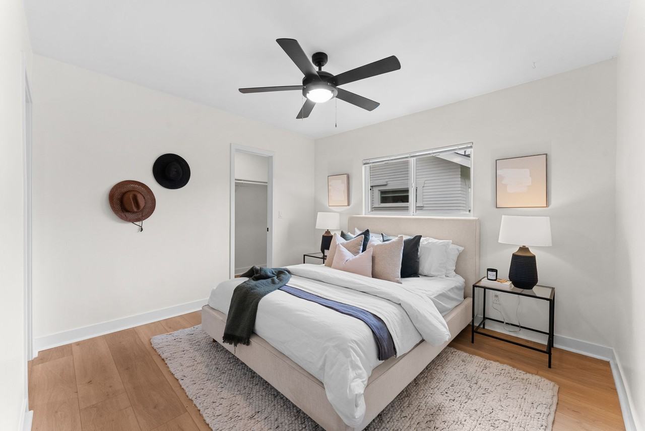 2552 B St #1 - Photo 7 of 22