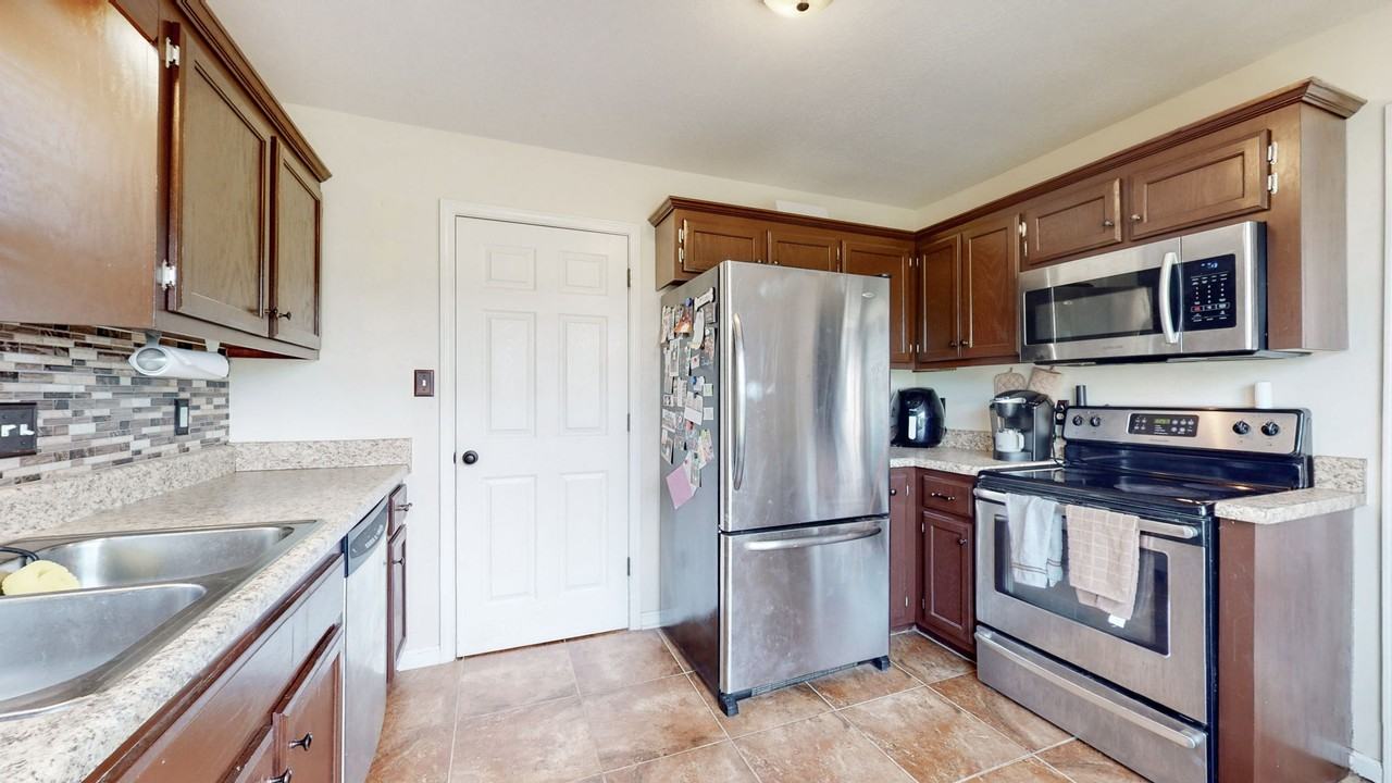 117 N Cavalcade Cir #1 - Photo 4 of 20