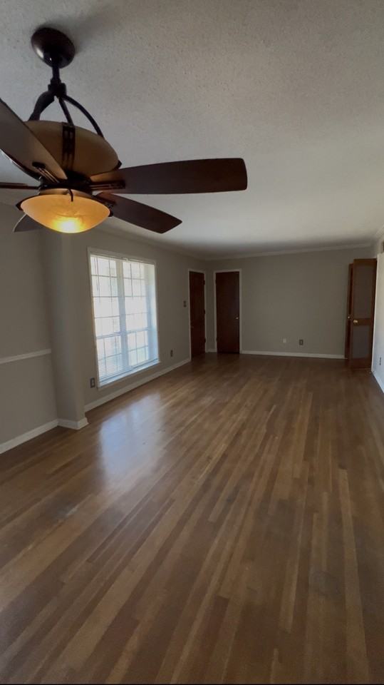 3611 Naylor Dr #1 - Photo 5 of 19
