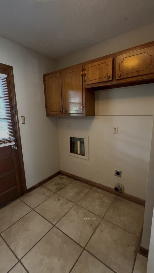 3611 Naylor Dr #1 - Photo 6 of 19