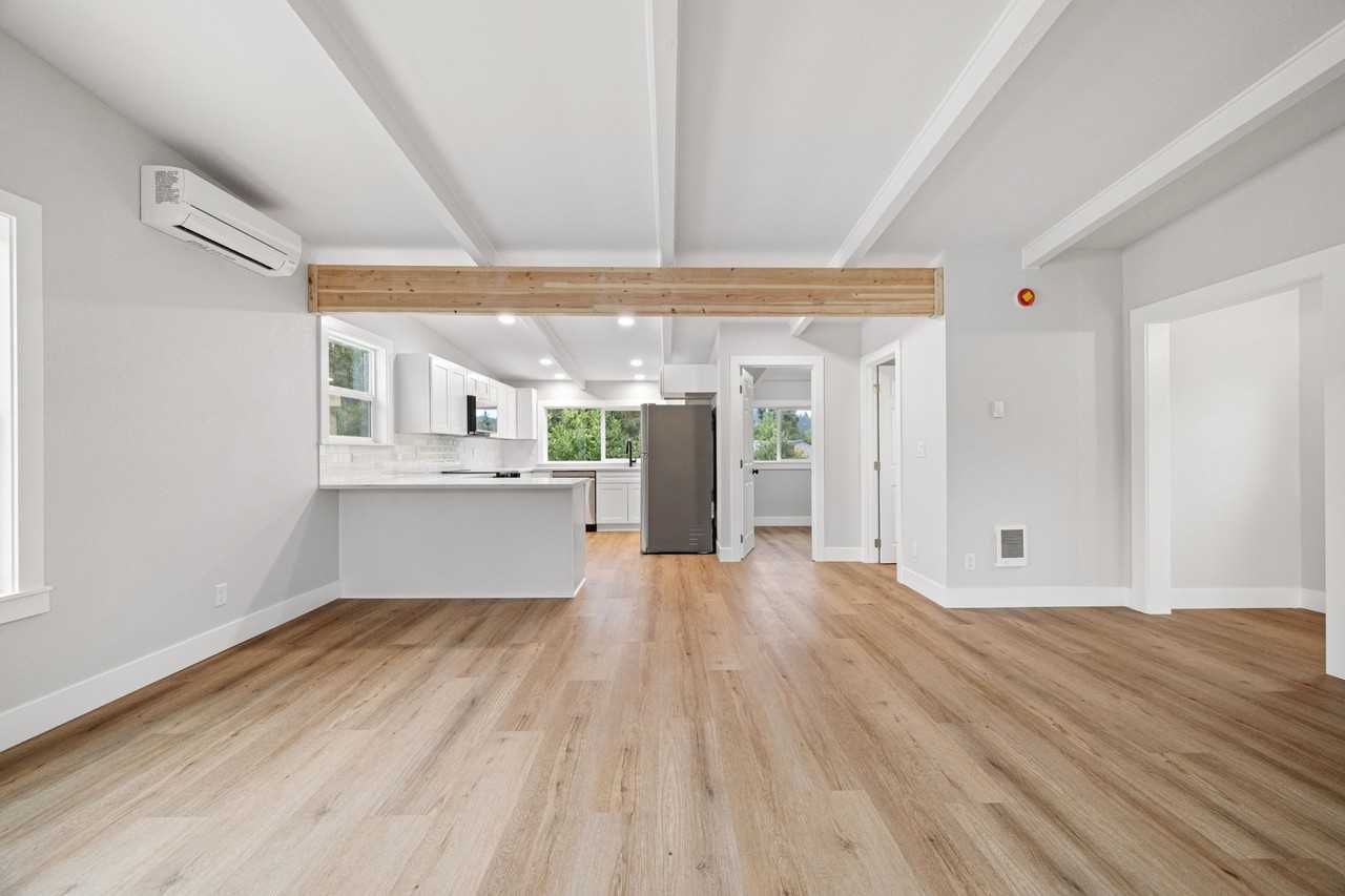 920 W 20th Ave #1 - Photo 7 of 10
