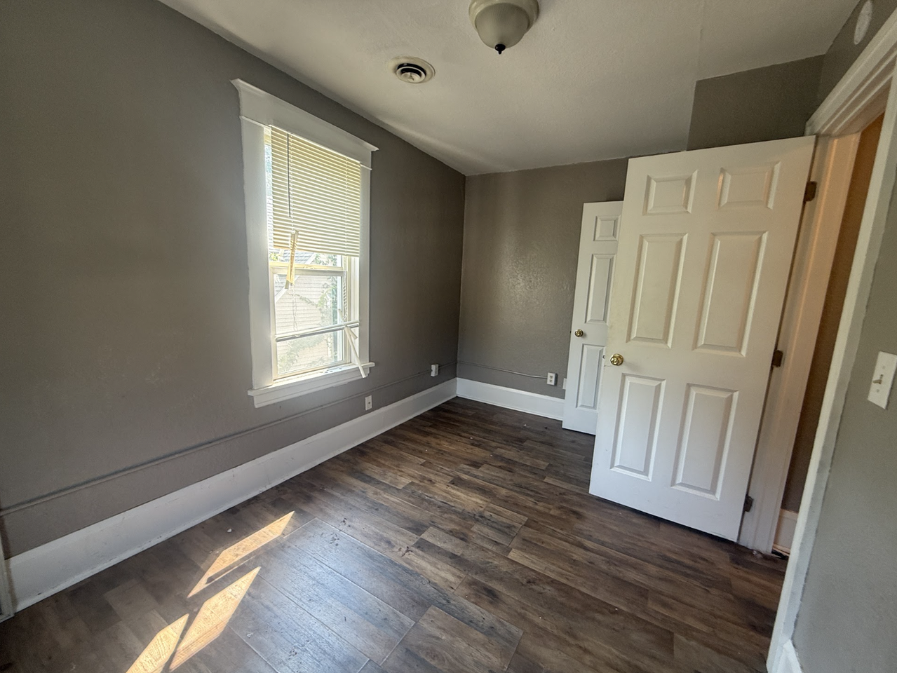 1040 Jessie St #3 - Photo 4 of 6