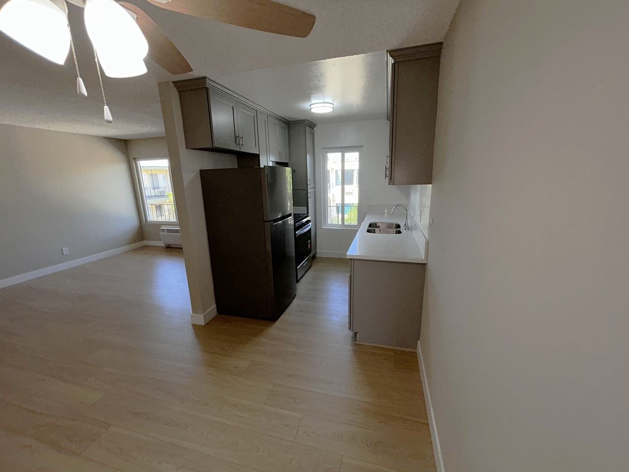 8421 Langdon Ave #68 - Photo 6 of 19