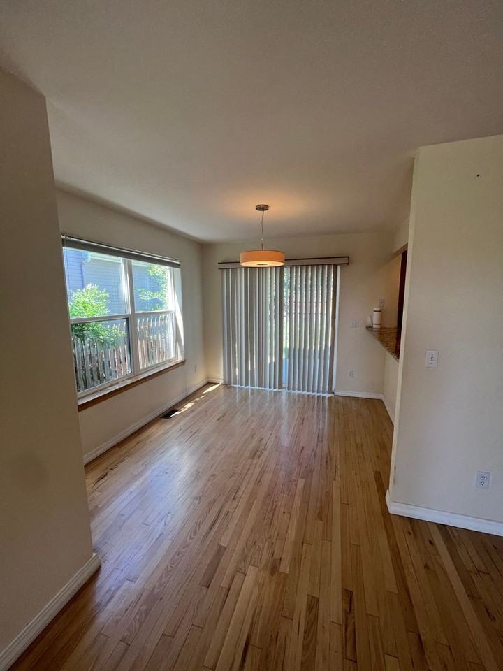 4919 10th St - Photo 3 of 23