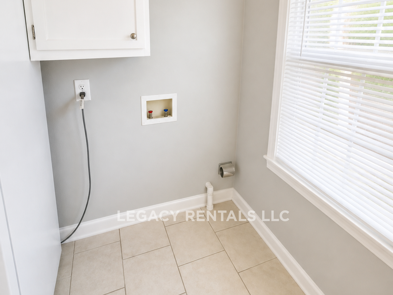241 Evansdale Ave #1 - Photo 3 of 7