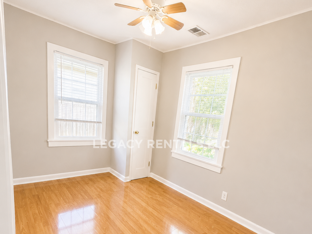 241 Evansdale Ave #1 - Photo 6 of 7