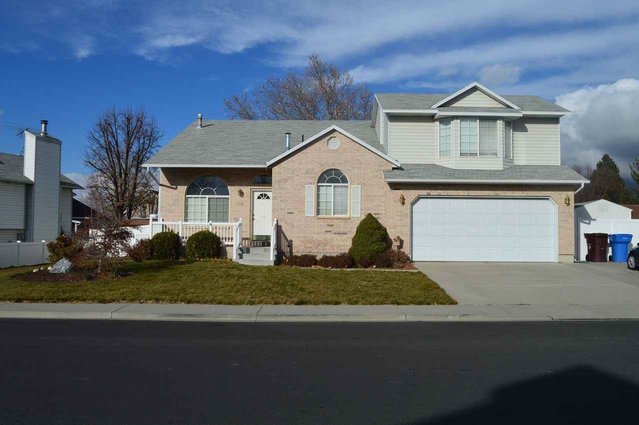 516 W 300 S - Photo 2 of 23
