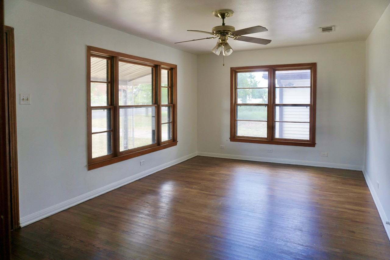 2516 Briarwood Ln #1 - Photo 2 of 9