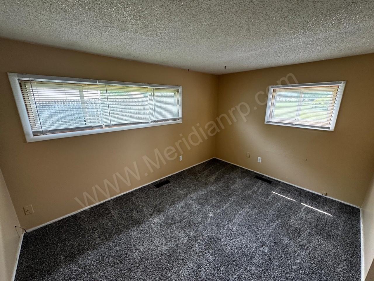 2607 Corvalis Ave #1 - Photo 6 of 12