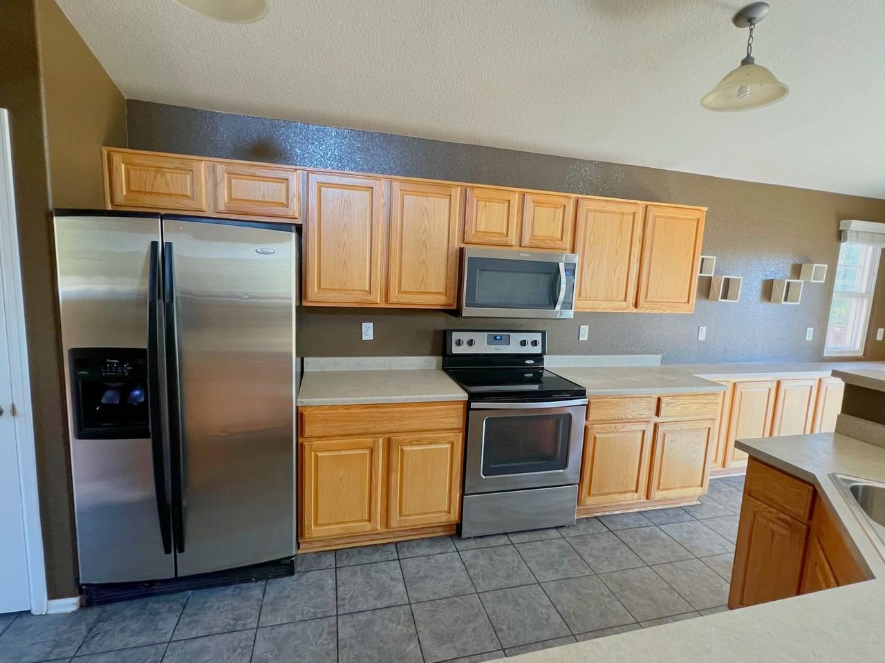 20600 E Dartmouth Dr #1 - Photo 3 of 31