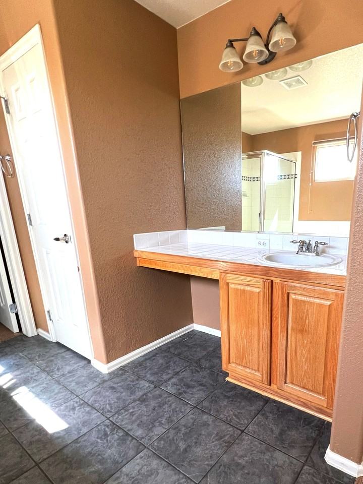 20600 E Dartmouth Dr #1 - Photo 6 of 31
