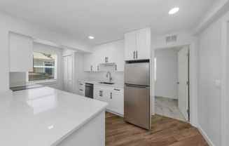 2930 Tampa Bay Growth Fund Principal LLC - Photo 1 of 1