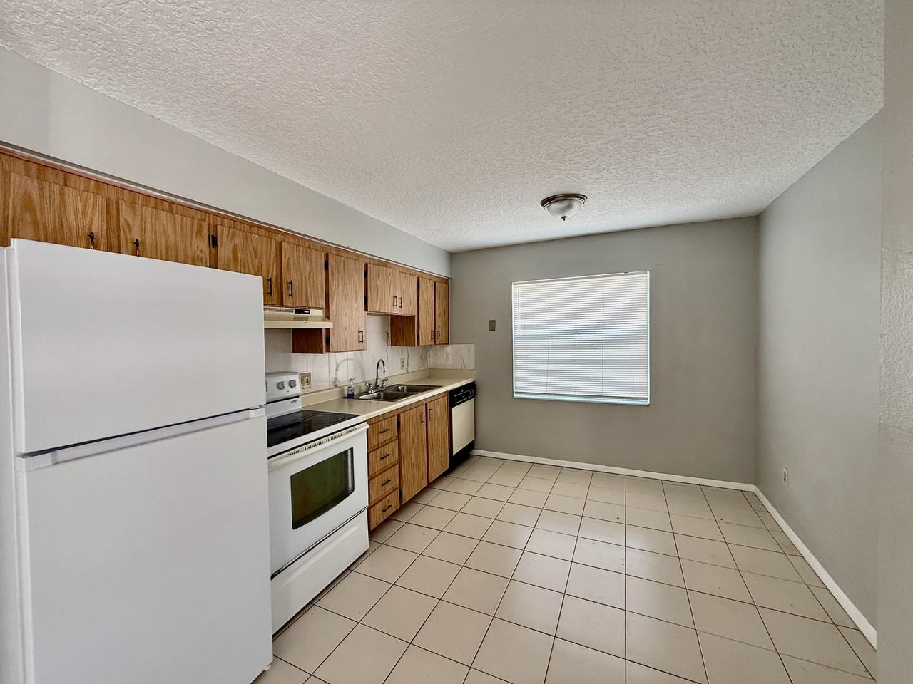 701 Michigan Ct #3 - Photo 3 of 15