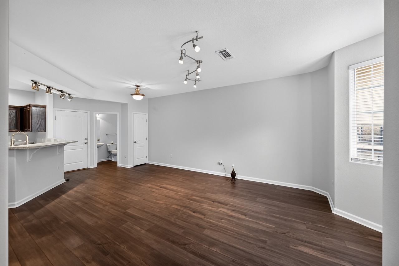 10556 E Jewell Ave #1 - Photo 4 of 15