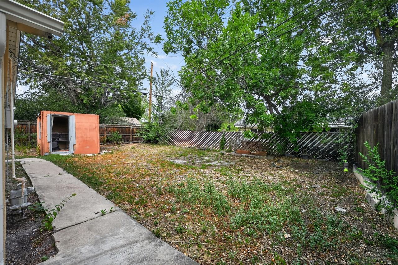 225 S Holland St #1 - Photo 3 of 17