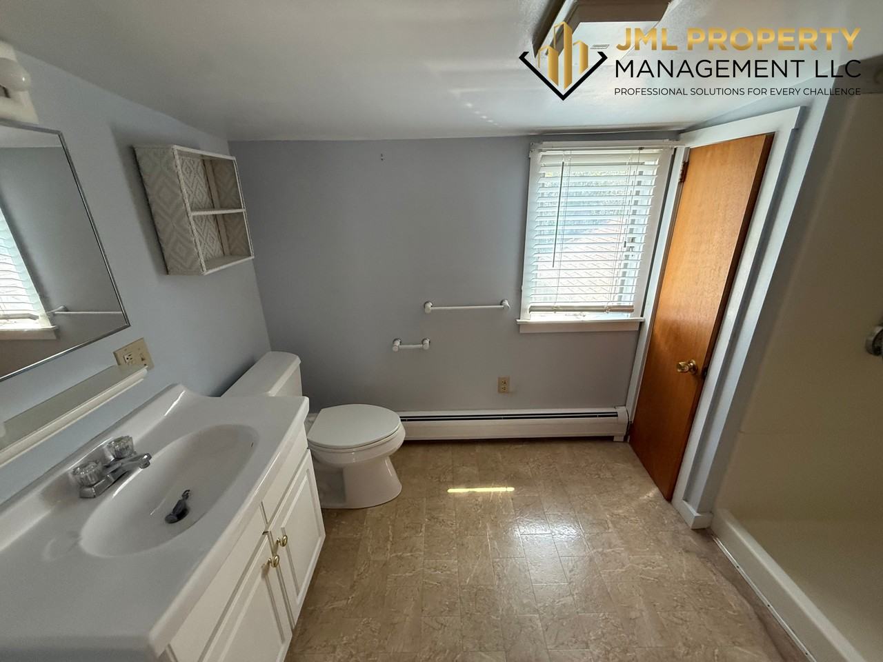 71 Stanley St #1 - Photo 6 of 8