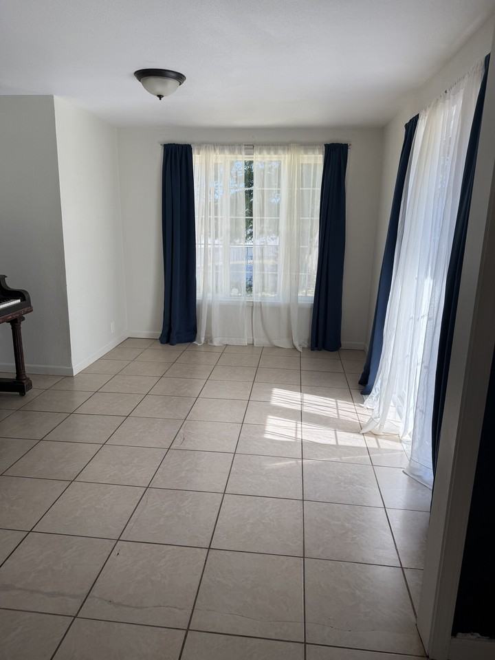 110 Isabell Ave #1 - Photo 4 of 7