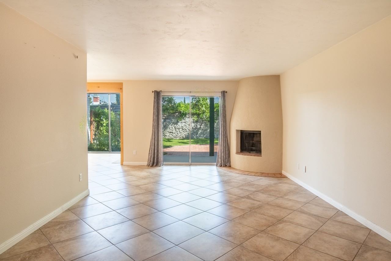 2921 Valle Vis #1 - Photo 2 of 27